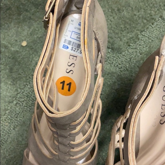 Guess Wedges - Picture 3 of 4